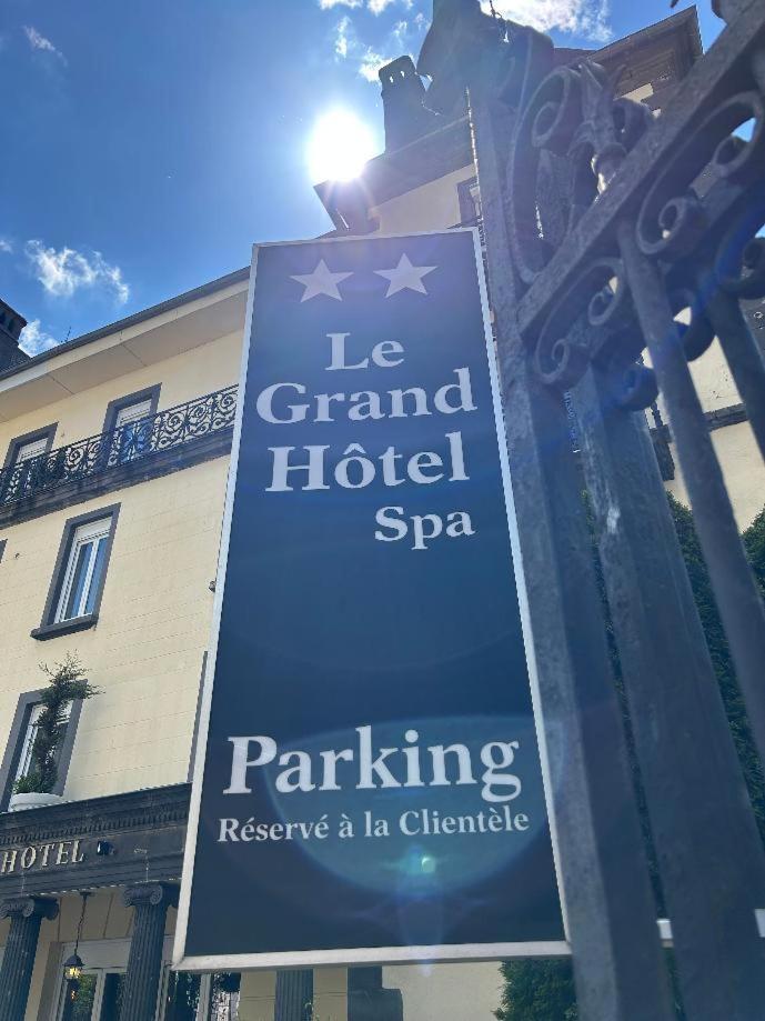Le Grand Hotel Mont Dore Exterior photo